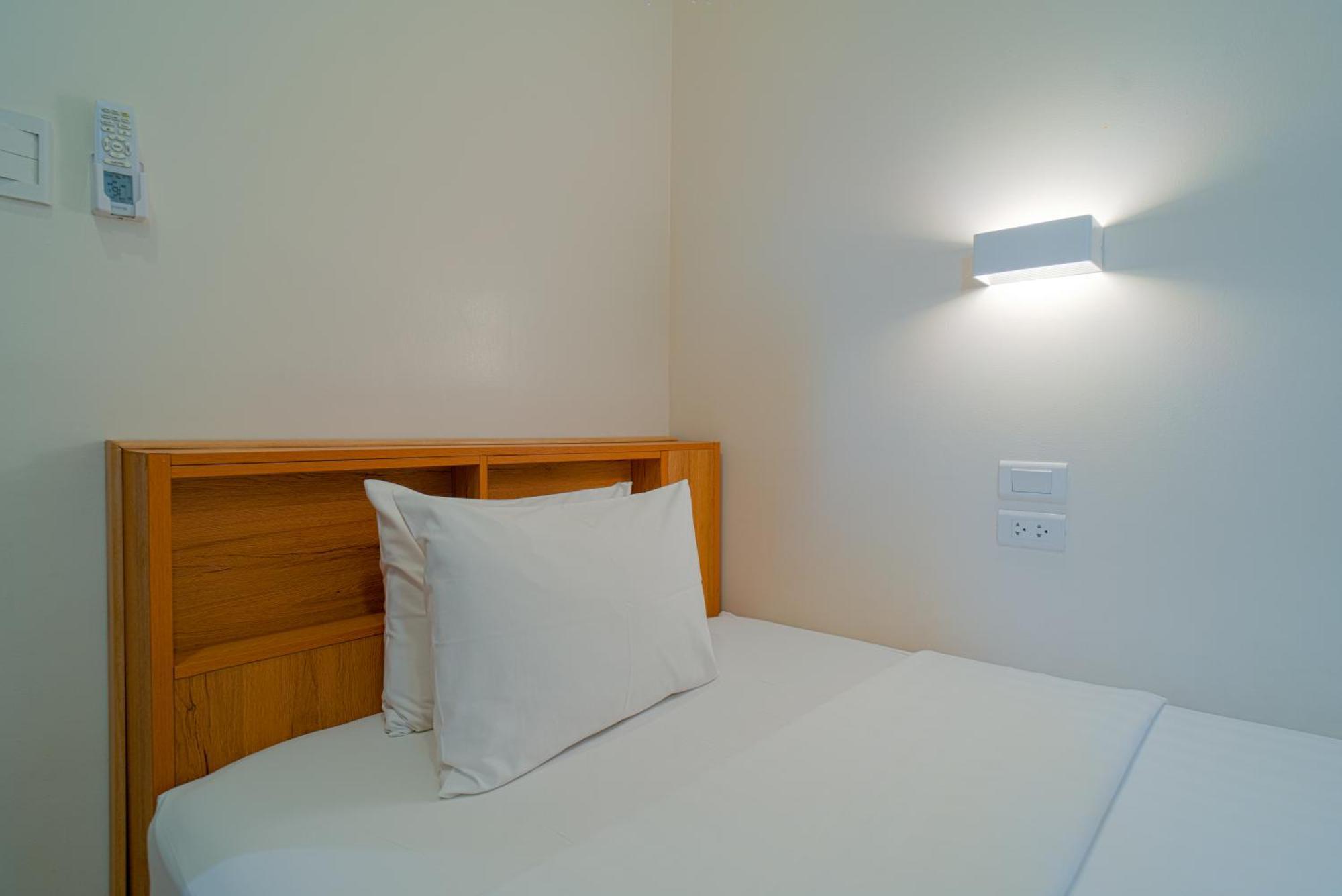 Hotel Myspace Comembo 3*